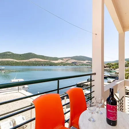 Oliver Apartment Putniković